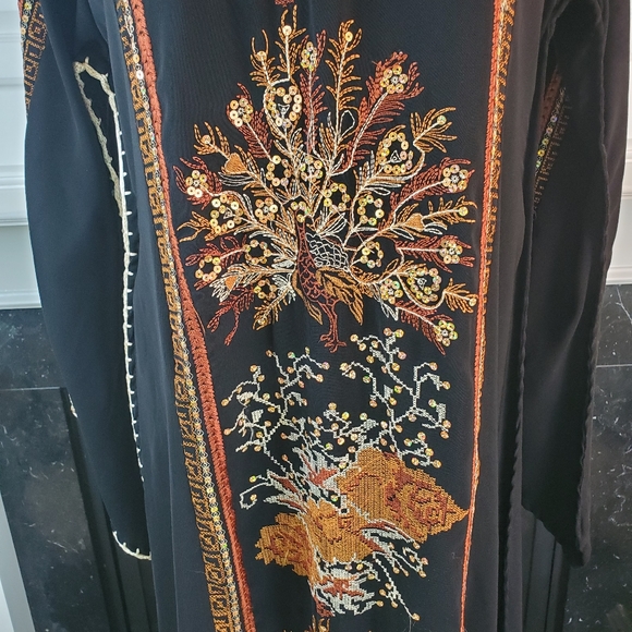 VINTAGE EMBROIDED MAXI CAFTAN - Picture 4 of 11